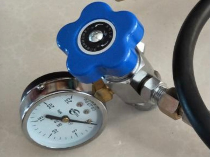 nitrogen filling tool-pressure gauge