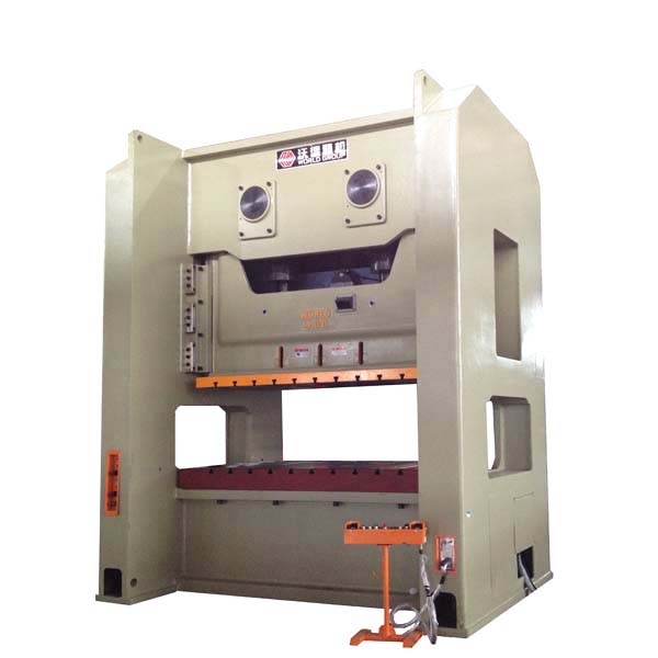 What are the advantages of hydraulic press