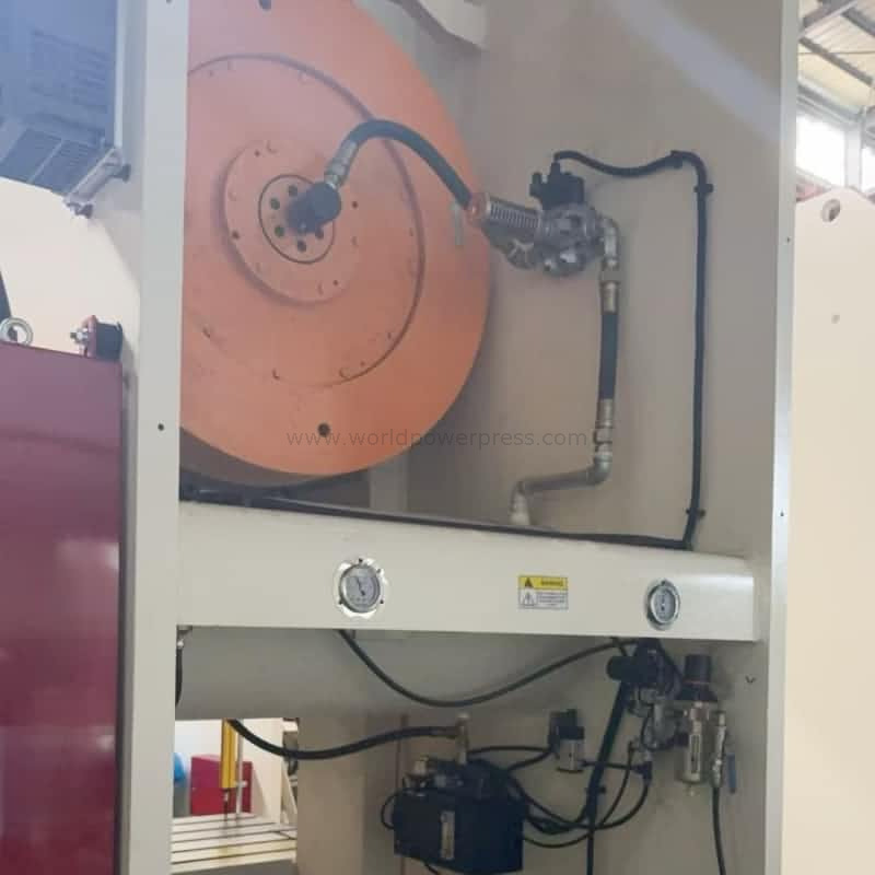 JH21 C frame 200ton automatic power press machine with NC feeder